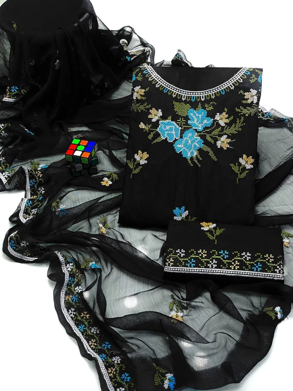 3 Pcs Women's Unstitched Embroidered Suit